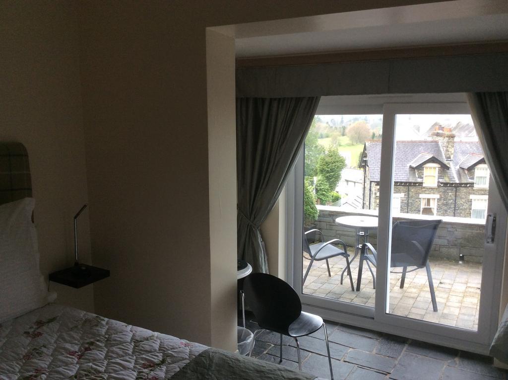 منزل الضيف باونيس أون وينديرمير  في Nagoya Country House المظهر الخارجي الصورة