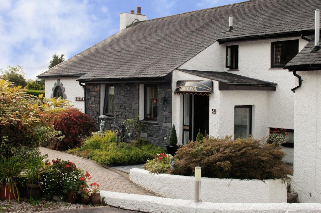منزل الضيف باونيس أون وينديرمير  في Nagoya Country House المظهر الخارجي الصورة